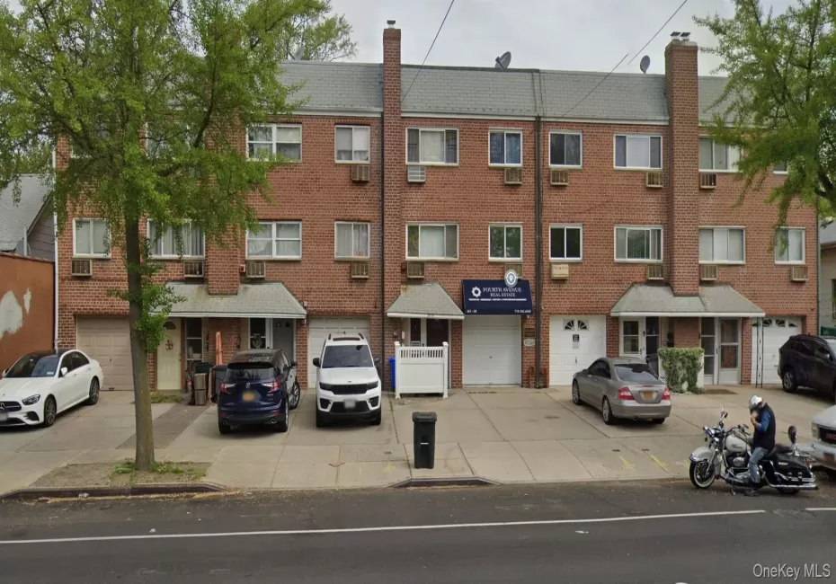 26109 Hillside Avenue, New York, NY, 2 Bedrooms Bedrooms, 5 Rooms Rooms,1 BathroomBathrooms,Residential Lease,For Rent,Hillside,0,KEY1017573 26109 Hillside Avenue, New York, NY, 2 Bedrooms Bedrooms, 5 Rooms Rooms,1 BathroomBathrooms,Residential Lease,For Rent,Hillside,0,KEY1017573