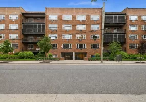 101 Lincoln Avenue, North Hempstead, NY, 4 Rooms Rooms,1 BathroomBathrooms,Residential,For Rent,Lincoln,0,1016606 101 Lincoln Avenue, North Hempstead, NY, 4 Rooms Rooms,1 BathroomBathrooms,Residential,For Rent,Lincoln,0,1016606