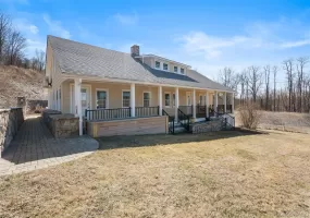 70 Barmore Road, La Grange, NY, 3 Bedrooms Bedrooms, 11 Rooms Rooms,2 BathroomsBathrooms,Residential,For Rent,Barmore,0,1017699 70 Barmore Road, La Grange, NY, 3 Bedrooms Bedrooms, 11 Rooms Rooms,2 BathroomsBathrooms,Residential,For Rent,Barmore,0,1017699
