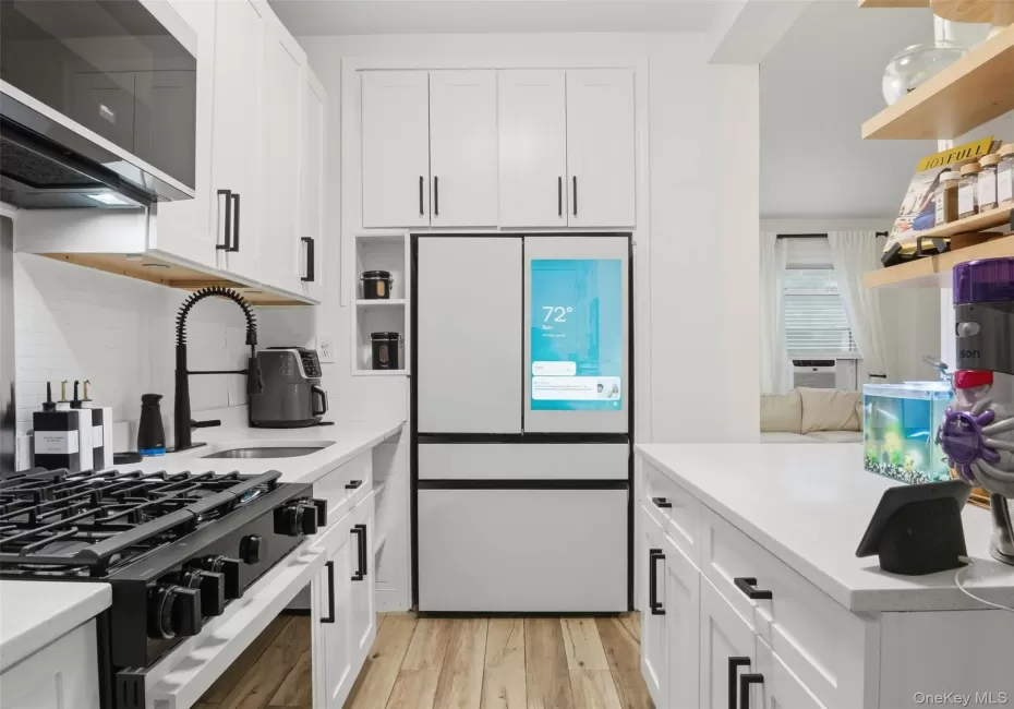 8 Fordham Hill Oval, New York, NY, 2 Bedrooms Bedrooms, 4 Rooms Rooms,1 BathroomBathrooms,Residential,For Rent,Fordham Hill,0,KEY1017710 8 Fordham Hill Oval, New York, NY, 2 Bedrooms Bedrooms, 4 Rooms Rooms,1 BathroomBathrooms,Residential,For Rent,Fordham Hill,0,KEY1017710