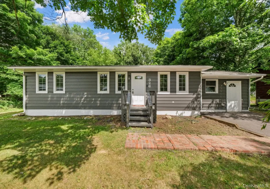 326 Lake Vue Drive, Montgomery, NY, 2 Bedrooms Bedrooms, 6 Rooms Rooms,2 BathroomsBathrooms,Residential,For Rent,Lake Vue,0,KEY1017711 326 Lake Vue Drive, Montgomery, NY, 2 Bedrooms Bedrooms, 6 Rooms Rooms,2 BathroomsBathrooms,Residential,For Rent,Lake Vue,0,KEY1017711