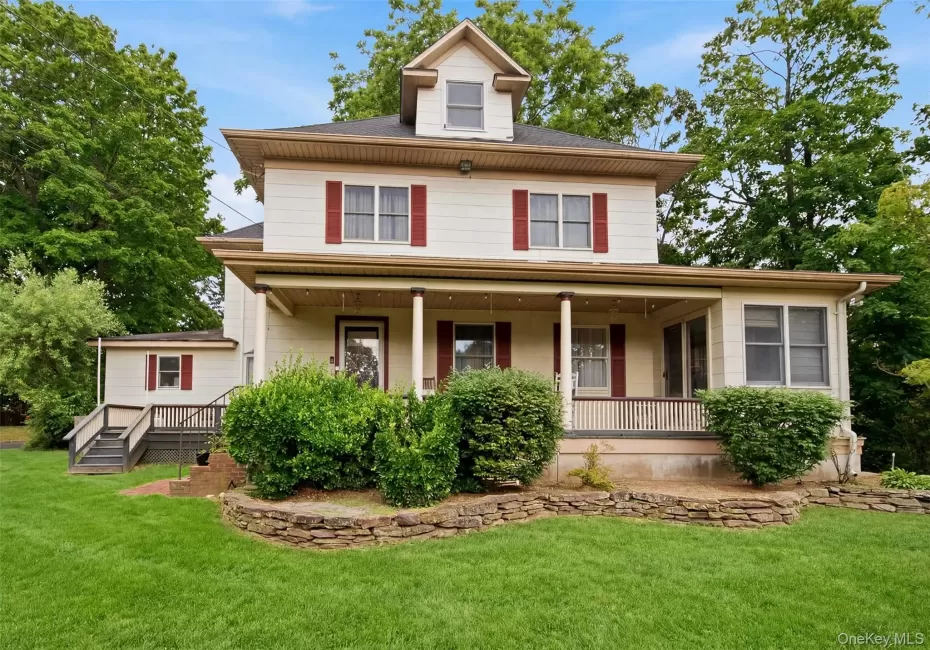 863 Lake Road, Huntington, NY, 5 Bedrooms Bedrooms, 9 Rooms Rooms,2 BathroomsBathrooms,Residential,For Rent,Lake,0,KEY1016926 863 Lake Road, Huntington, NY, 5 Bedrooms Bedrooms, 9 Rooms Rooms,2 BathroomsBathrooms,Residential,For Rent,Lake,0,KEY1016926