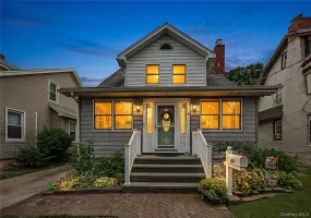 59 Vernon Avenue, Hempstead, NY, 3 Bedrooms Bedrooms, 6 Rooms Rooms,1 BathroomBathrooms,Residential,For Rent,Vernon,0,KEY1016713 59 Vernon Avenue, Hempstead, NY, 3 Bedrooms Bedrooms, 6 Rooms Rooms,1 BathroomBathrooms,Residential,For Rent,Vernon,0,KEY1016713