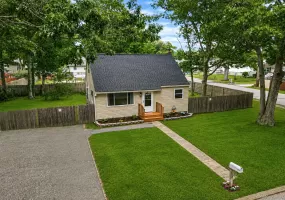 119 Parkwood Drive, Brookhaven, NY, 4 Bedrooms Bedrooms, 7 Rooms Rooms,1 BathroomBathrooms,Residential,For Rent,Parkwood,0,1017829 119 Parkwood Drive, Brookhaven, NY, 4 Bedrooms Bedrooms, 7 Rooms Rooms,1 BathroomBathrooms,Residential,For Rent,Parkwood,0,1017829