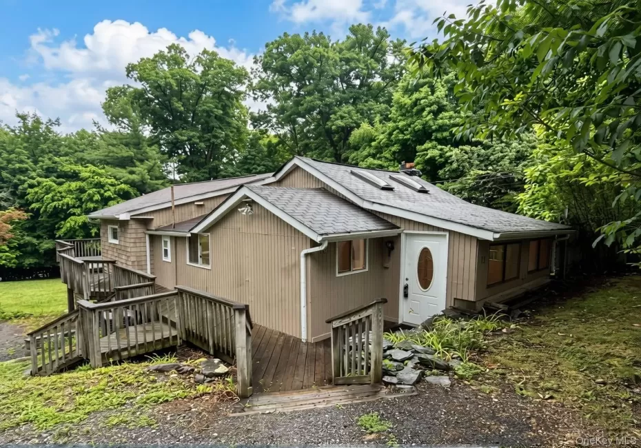 76 Arcadian Trail, Monroe, NY, 3 Bedrooms Bedrooms, 5 Rooms Rooms,1 BathroomBathrooms,Residential,For Rent,Arcadian,0,KEY1017254 76 Arcadian Trail, Monroe, NY, 3 Bedrooms Bedrooms, 5 Rooms Rooms,1 BathroomBathrooms,Residential,For Rent,Arcadian,0,KEY1017254