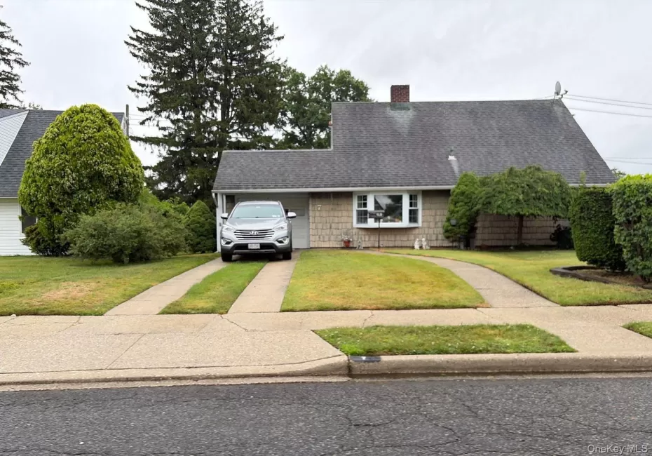 7 Mockingbird Lane, Hempstead, NY, 4 Bedrooms Bedrooms, 6 Rooms Rooms,2 BathroomsBathrooms,Residential,For Rent,Mockingbird,0,KEY1017871 7 Mockingbird Lane, Hempstead, NY, 4 Bedrooms Bedrooms, 6 Rooms Rooms,2 BathroomsBathrooms,Residential,For Rent,Mockingbird,0,KEY1017871