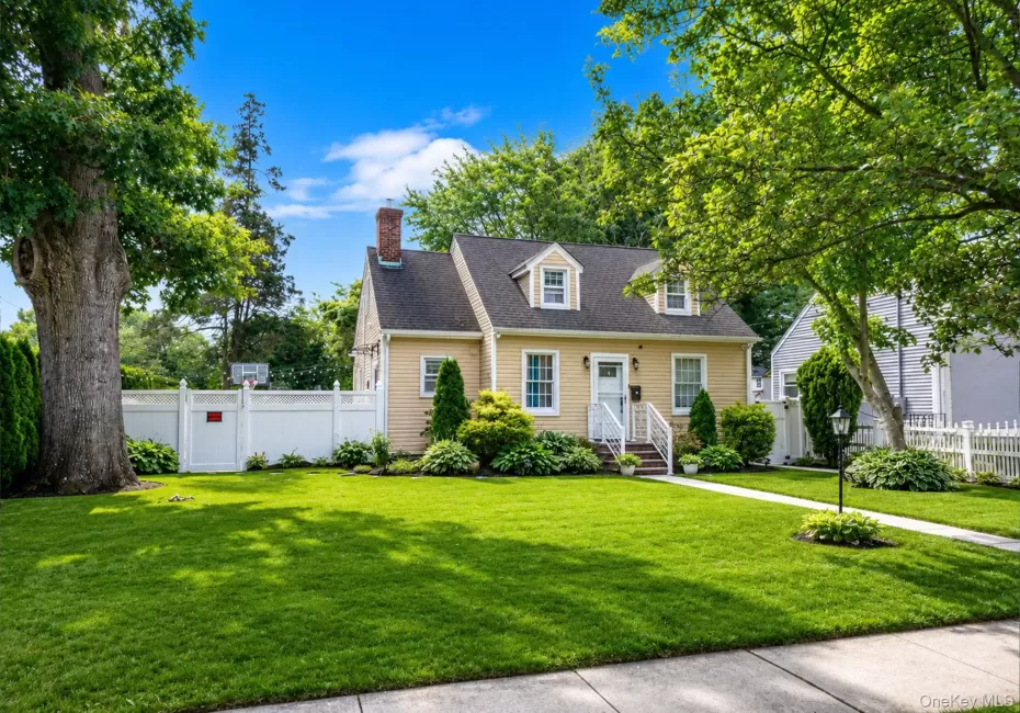 86 Jesse Street, Hempstead, NY, 4 Bedrooms Bedrooms, 8 Rooms Rooms,3 BathroomsBathrooms,Residential,For Rent,Jesse,0,KEY1016521 86 Jesse Street, Hempstead, NY, 4 Bedrooms Bedrooms, 8 Rooms Rooms,3 BathroomsBathrooms,Residential,For Rent,Jesse,0,KEY1016521