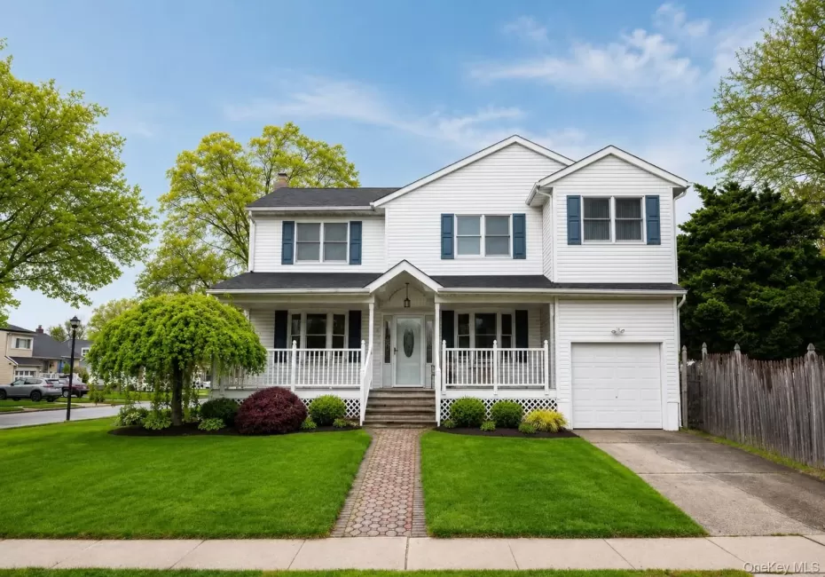 3837 Cordwood Lane, Hempstead, NY, 4 Bedrooms Bedrooms, 8 Rooms Rooms,3 BathroomsBathrooms,Residential,For Rent,Cordwood,0,KEY996626 3837 Cordwood Lane, Hempstead, NY, 4 Bedrooms Bedrooms, 8 Rooms Rooms,3 BathroomsBathrooms,Residential,For Rent,Cordwood,0,KEY996626