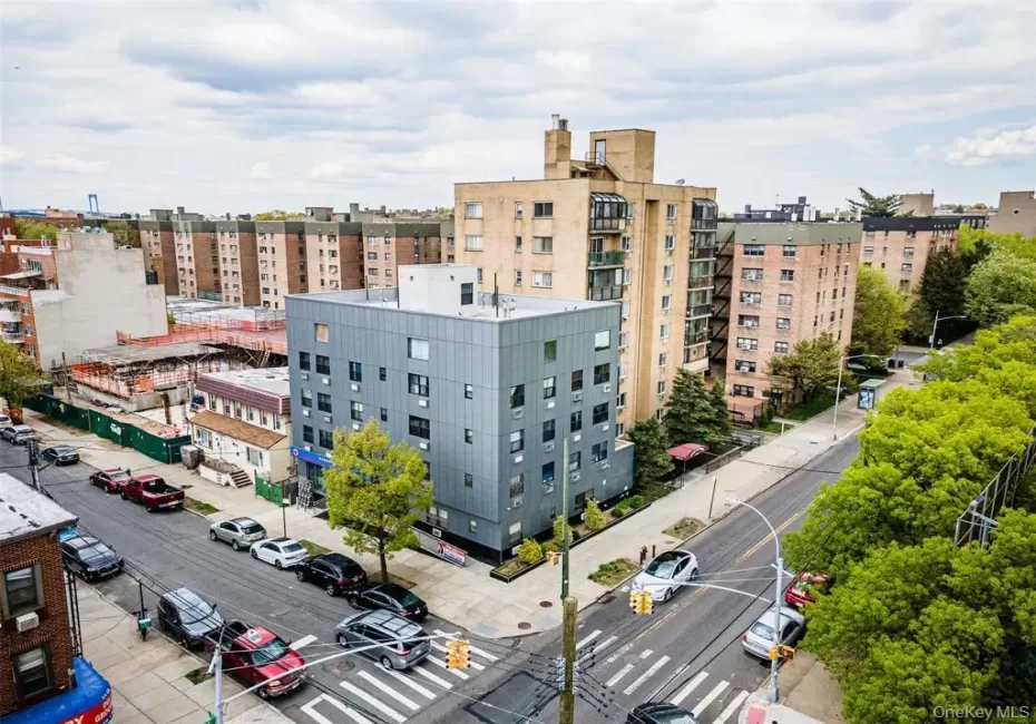 31-47 137th Street, New York, NY, 2 Bedrooms Bedrooms, 5 Rooms Rooms,2 BathroomsBathrooms,Residential,For Rent,137th,0,KEY1018082 31-47 137th Street, New York, NY, 2 Bedrooms Bedrooms, 5 Rooms Rooms,2 BathroomsBathrooms,Residential,For Rent,137th,0,KEY1018082