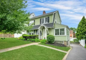 30 Lee Avenue, White Plains, NY, 3 Bedrooms Bedrooms, 7 Rooms Rooms,1 BathroomBathrooms,Residential,For Rent,Lee,0,1017161 30 Lee Avenue, White Plains, NY, 3 Bedrooms Bedrooms, 7 Rooms Rooms,1 BathroomBathrooms,Residential,For Rent,Lee,0,1017161