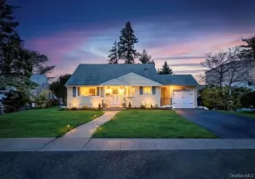 46 Walter Avenue, Oyster Bay, NY, 3 Bedrooms Bedrooms, 8 Rooms Rooms,2 BathroomsBathrooms,Residential,For Rent,Walter,0,KEY1018160 46 Walter Avenue, Oyster Bay, NY, 3 Bedrooms Bedrooms, 8 Rooms Rooms,2 BathroomsBathrooms,Residential,For Rent,Walter,0,KEY1018160