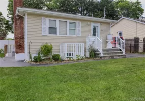 23 Peters Boulevard, Islip, NY, 3 Bedrooms Bedrooms, 7 Rooms Rooms,2 BathroomsBathrooms,Residential,For Rent,Peters,0,KEY1018168 23 Peters Boulevard, Islip, NY, 3 Bedrooms Bedrooms, 7 Rooms Rooms,2 BathroomsBathrooms,Residential,For Rent,Peters,0,KEY1018168