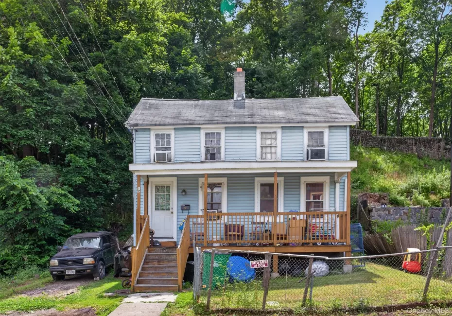 17 East Street, Beacon, NY, 3 Bedrooms Bedrooms, 5 Rooms Rooms,1 BathroomBathrooms,Residential,For Rent,East,0,1018194 17 East Street, Beacon, NY, 3 Bedrooms Bedrooms, 5 Rooms Rooms,1 BathroomBathrooms,Residential,For Rent,East,0,1018194