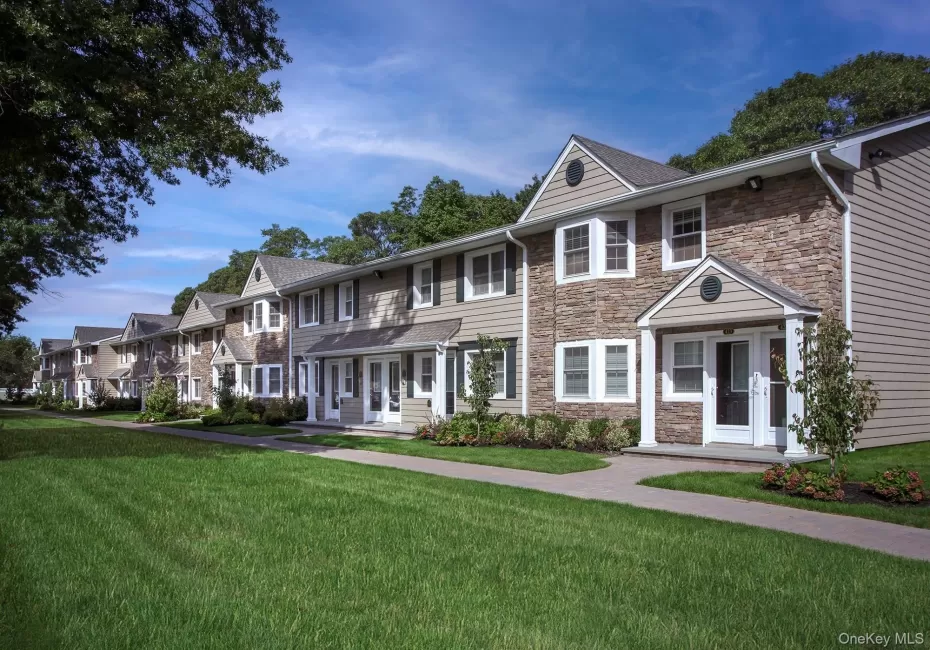 420 Tudor Lane, Brookhaven, NY, 1 Bedroom Bedrooms, 5 Rooms Rooms,1 BathroomBathrooms,Residential Lease,For Rent,Tudor,0,KEY1018409 420 Tudor Lane, Brookhaven, NY, 1 Bedroom Bedrooms, 5 Rooms Rooms,1 BathroomBathrooms,Residential Lease,For Rent,Tudor,0,KEY1018409