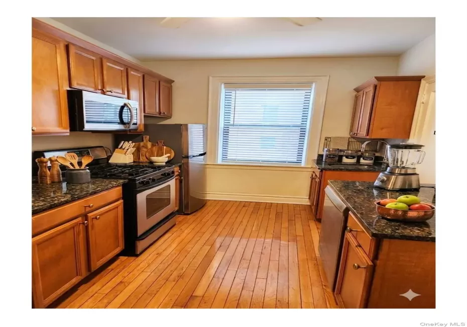 1 Franklin Avenue, White Plains, NY, 3 Rooms Rooms,1 BathroomBathrooms,Residential Lease,For Rent,Franklin,0,KEY1018639 1 Franklin Avenue, White Plains, NY, 3 Rooms Rooms,1 BathroomBathrooms,Residential Lease,For Rent,Franklin,0,KEY1018639