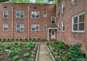 3 Edwards Street, North Hempstead, NY, 1 Bedroom Bedrooms, 4 Rooms Rooms,1 BathroomBathrooms,Residential,For Rent,Street,0,991969 3 Edwards Street, North Hempstead, NY, 1 Bedroom Bedrooms, 4 Rooms Rooms,1 BathroomBathrooms,Residential,For Rent,Street,0,991969