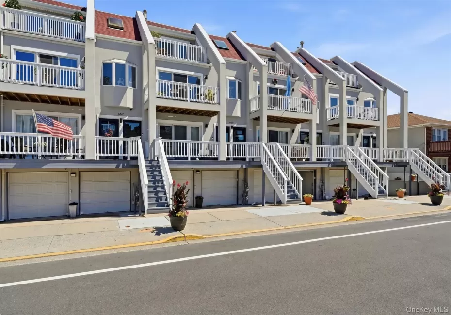 Townhouse-style condo with private entry, garage parking, driveway parking, and a prime location near the boardwalk and beach Townhouse-style condo with private entry, garage parking, driveway parking, and a prime location near the boardwalk and beach
