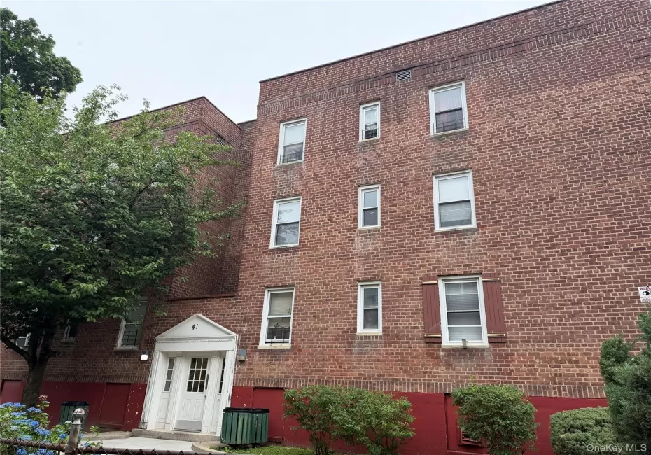 41 Point Street, Yonkers, NY, 2 Bedrooms Bedrooms, 5 Rooms Rooms,1 BathroomBathrooms,Residential,For Rent,Point,0,KEY1014684 41 Point Street, Yonkers, NY, 2 Bedrooms Bedrooms, 5 Rooms Rooms,1 BathroomBathrooms,Residential,For Rent,Point,0,KEY1014684