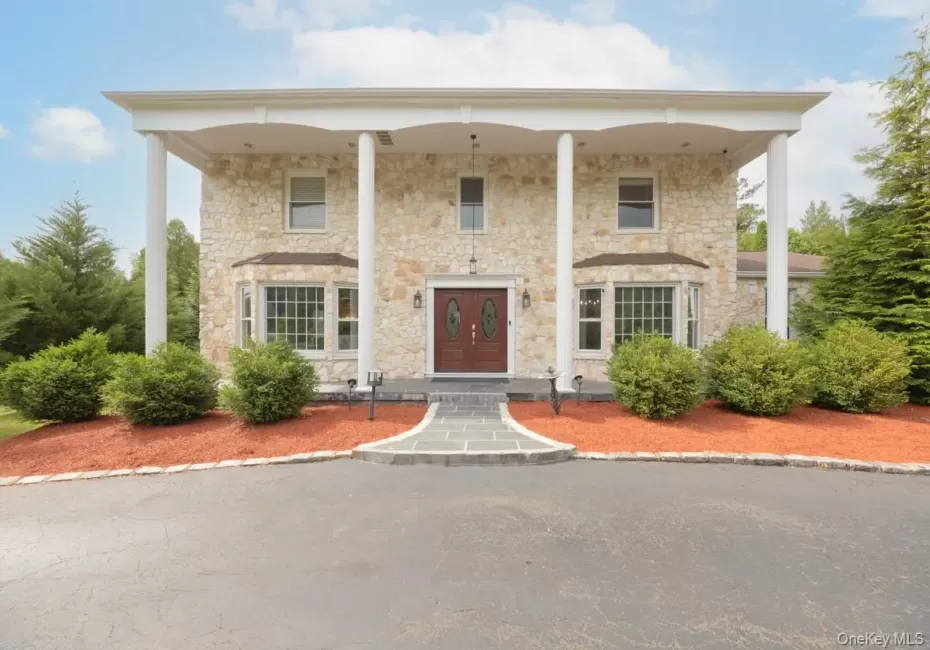 Grand stone front Grand stone front