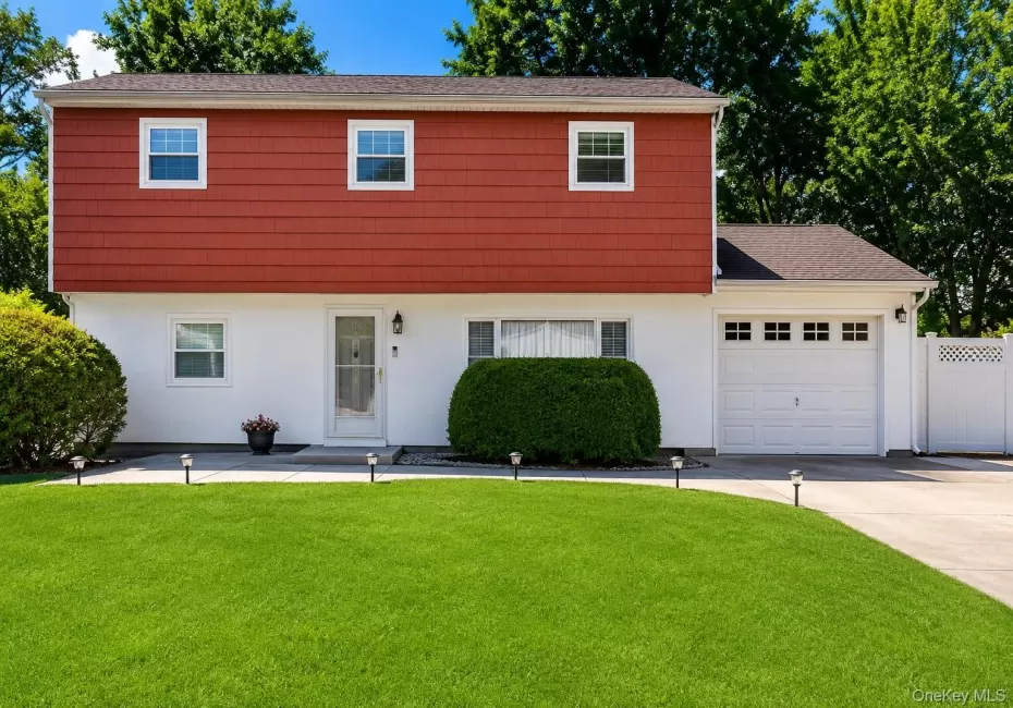 1 Ontario Street, Brookhaven, NY, 3 Bedrooms Bedrooms, 7 Rooms Rooms,1 BathroomBathrooms,Residential,For Rent,Ontario,0,KEY1016422 1 Ontario Street, Brookhaven, NY, 3 Bedrooms Bedrooms, 7 Rooms Rooms,1 BathroomBathrooms,Residential,For Rent,Ontario,0,KEY1016422