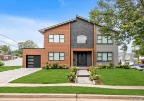 102 Kate Drive, North Hempstead, NY, 4 Bedrooms Bedrooms, 8 Rooms Rooms,3 BathroomsBathrooms,Residential,For Rent,Kate,0,KEY1017445 102 Kate Drive, North Hempstead, NY, 4 Bedrooms Bedrooms, 8 Rooms Rooms,3 BathroomsBathrooms,Residential,For Rent,Kate,0,KEY1017445