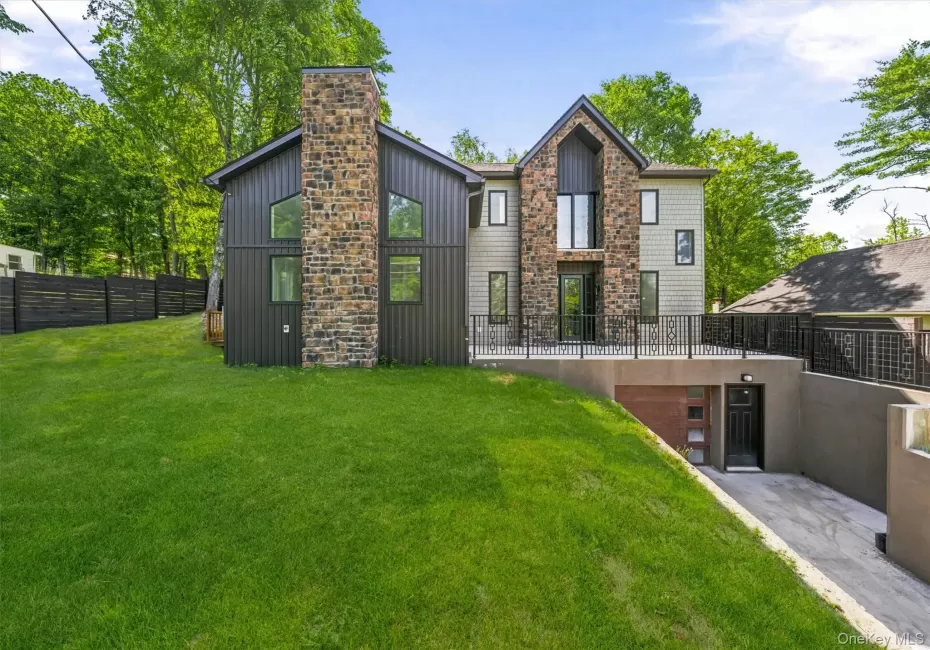 26 Post Hill Road, Fallsburg, NY, 5 Bedrooms Bedrooms, 12 Rooms Rooms,3 BathroomsBathrooms,Residential,For Rent,Post Hill,0,1017771 26 Post Hill Road, Fallsburg, NY, 5 Bedrooms Bedrooms, 12 Rooms Rooms,3 BathroomsBathrooms,Residential,For Rent,Post Hill,0,1017771