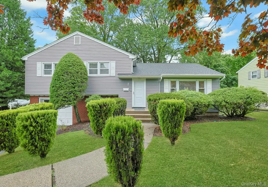 7 Stewart Place, Ramapo, NY, 3 Bedrooms Bedrooms, 10 Rooms Rooms,2 BathroomsBathrooms,Residential,For Rent,Stewart,0,KEY1017648 7 Stewart Place, Ramapo, NY, 3 Bedrooms Bedrooms, 10 Rooms Rooms,2 BathroomsBathrooms,Residential,For Rent,Stewart,0,KEY1017648