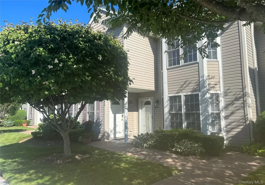 891 Altessa Boulevard, Huntington, NY, 2 Bedrooms Bedrooms, 5 Rooms Rooms,1 BathroomBathrooms,Residential,For Rent,Altessa,0,KEY1018143 891 Altessa Boulevard, Huntington, NY, 2 Bedrooms Bedrooms, 5 Rooms Rooms,1 BathroomBathrooms,Residential,For Rent,Altessa,0,KEY1018143