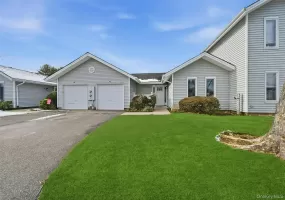 210 Elton Court, Smithtown, NY, 2 Bedrooms Bedrooms, 5 Rooms Rooms,2 BathroomsBathrooms,Residential,For Rent,Elton,0,1017062 210 Elton Court, Smithtown, NY, 2 Bedrooms Bedrooms, 5 Rooms Rooms,2 BathroomsBathrooms,Residential,For Rent,Elton,0,1017062