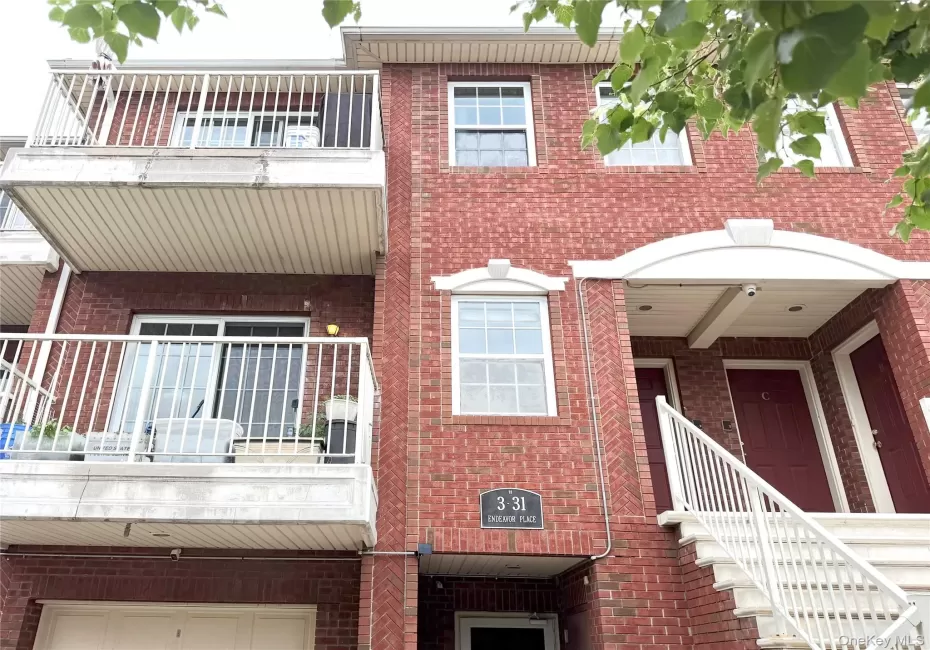 3-31 Endeavor Place, New York, NY, 2 Bedrooms Bedrooms, 3 Rooms Rooms,2 BathroomsBathrooms,Residential,For Rent,Endeavor,0,KEY1017693 3-31 Endeavor Place, New York, NY, 2 Bedrooms Bedrooms, 3 Rooms Rooms,2 BathroomsBathrooms,Residential,For Rent,Endeavor,0,KEY1017693