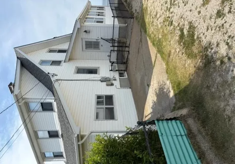 18 Howard Road, Oyster Bay, NY, 4 Bedrooms Bedrooms, 7 Rooms Rooms,1 BathroomBathrooms,Residential,For Rent,Howard,0,KEY1017891 18 Howard Road, Oyster Bay, NY, 4 Bedrooms Bedrooms, 7 Rooms Rooms,1 BathroomBathrooms,Residential,For Rent,Howard,0,KEY1017891