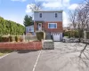 WELCOME to 14 Emerald Place! WELCOME to 14 Emerald Place!