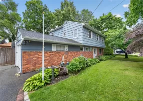 190 Oakwood Road, Huntington, NY, 4 Bedrooms Bedrooms, 8 Rooms Rooms,2 BathroomsBathrooms,Residential,For Rent,Oakwood,0,1014303 190 Oakwood Road, Huntington, NY, 4 Bedrooms Bedrooms, 8 Rooms Rooms,2 BathroomsBathrooms,Residential,For Rent,Oakwood,0,1014303