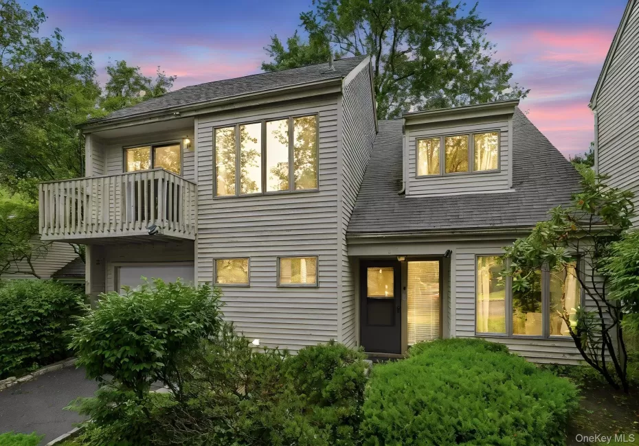 3 Evon Court, Scarsdale, NY, 3 Bedrooms Bedrooms, 6 Rooms Rooms,2 BathroomsBathrooms,Residential,For Rent,Evon,0,KEY1018234 3 Evon Court, Scarsdale, NY, 3 Bedrooms Bedrooms, 6 Rooms Rooms,2 BathroomsBathrooms,Residential,For Rent,Evon,0,KEY1018234