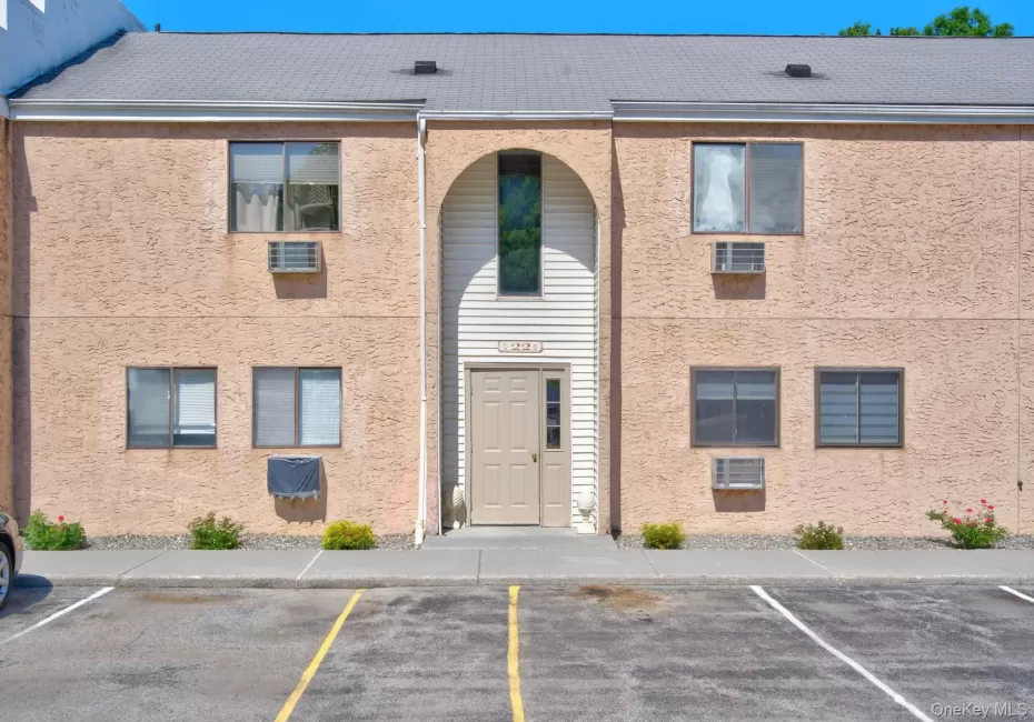 22 Scarborough Lane, Wappinger, NY, 1 Bedroom Bedrooms, 4 Rooms Rooms,1 BathroomBathrooms,Residential,For Rent,Scarborough,0,KEY1018281 22 Scarborough Lane, Wappinger, NY, 1 Bedroom Bedrooms, 4 Rooms Rooms,1 BathroomBathrooms,Residential,For Rent,Scarborough,0,KEY1018281