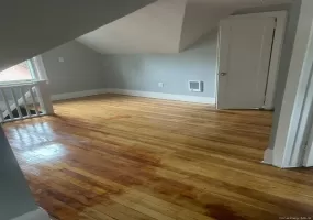 17737 137th Avenue, New York, NY, 2 Bedrooms Bedrooms, 4 Rooms Rooms,1 BathroomBathrooms,Residential Lease,For Rent,137th,0,KEY1017945 17737 137th Avenue, New York, NY, 2 Bedrooms Bedrooms, 4 Rooms Rooms,1 BathroomBathrooms,Residential Lease,For Rent,137th,0,KEY1017945