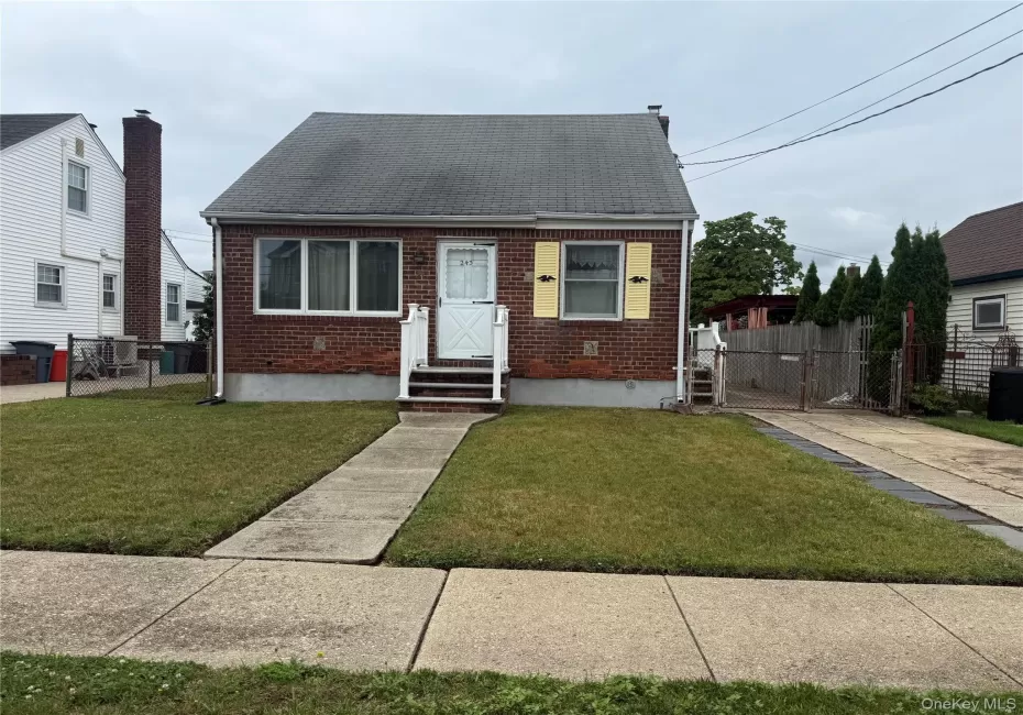 243 Pershing Parkway, Hempstead, NY, 4 Bedrooms Bedrooms, 7 Rooms Rooms,1 BathroomBathrooms,Residential,For Rent,Pershing,0,KEY1018102 243 Pershing Parkway, Hempstead, NY, 4 Bedrooms Bedrooms, 7 Rooms Rooms,1 BathroomBathrooms,Residential,For Rent,Pershing,0,KEY1018102