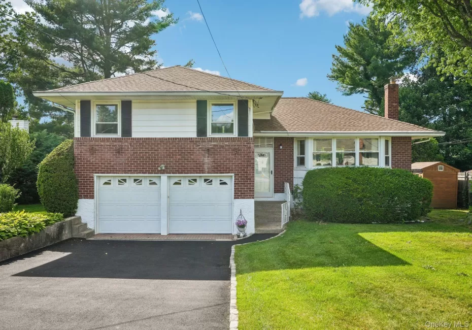 11 Lenroc Drive, Greenburgh, NY, 3 Bedrooms Bedrooms, 10 Rooms Rooms,2 BathroomsBathrooms,Residential,For Rent,Lenroc,0,1014776 11 Lenroc Drive, Greenburgh, NY, 3 Bedrooms Bedrooms, 10 Rooms Rooms,2 BathroomsBathrooms,Residential,For Rent,Lenroc,0,1014776