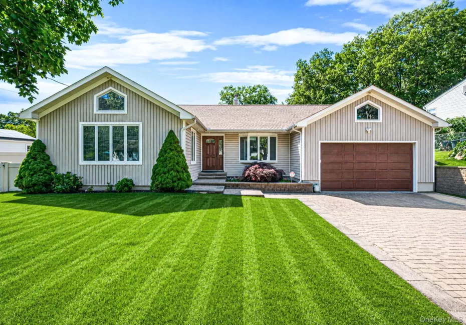 158 Saint Nicholas Avenue, Smithtown, NY, 3 Bedrooms Bedrooms, 8 Rooms Rooms,2 BathroomsBathrooms,Residential,For Rent,Saint Nicholas,0,KEY1018369 158 Saint Nicholas Avenue, Smithtown, NY, 3 Bedrooms Bedrooms, 8 Rooms Rooms,2 BathroomsBathrooms,Residential,For Rent,Saint Nicholas,0,KEY1018369