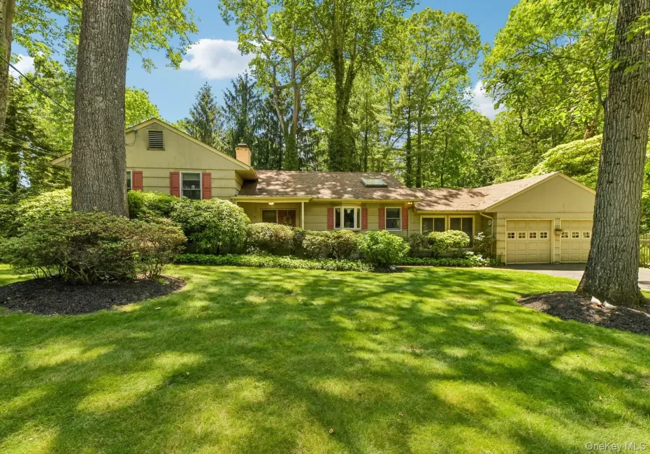 47 Mayfair Drive, Huntington, NY, 3 Bedrooms Bedrooms, 7 Rooms Rooms,2 BathroomsBathrooms,Residential,For Rent,Mayfair,0,KEY1009768 47 Mayfair Drive, Huntington, NY, 3 Bedrooms Bedrooms, 7 Rooms Rooms,2 BathroomsBathrooms,Residential,For Rent,Mayfair,0,KEY1009768