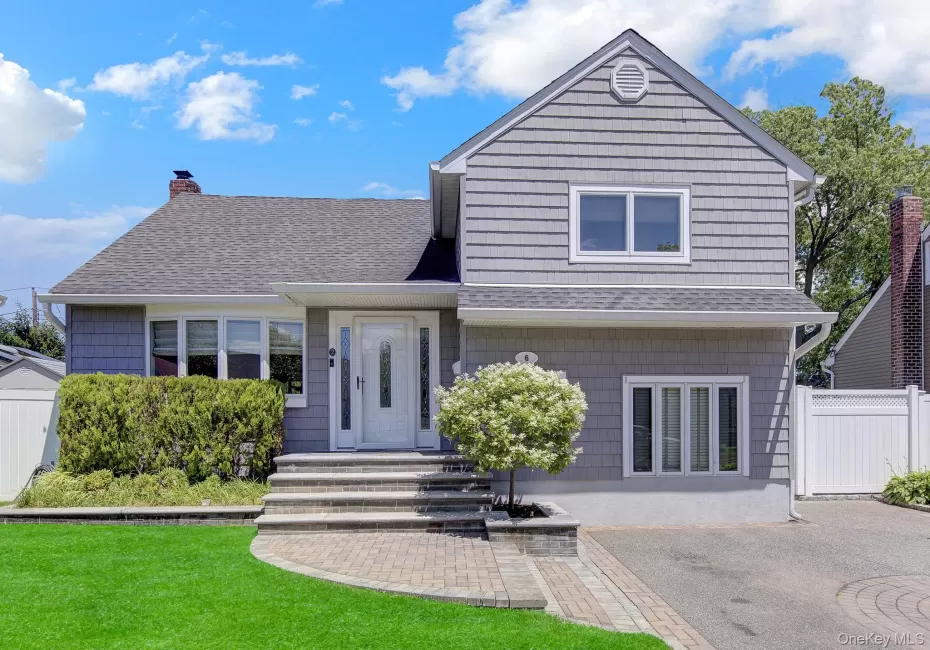 6 Oxford Avenue, Oyster Bay, NY, 3 Bedrooms Bedrooms, 7 Rooms Rooms,1 BathroomBathrooms,Residential,For Rent,Oxford,0,KEY1018037 6 Oxford Avenue, Oyster Bay, NY, 3 Bedrooms Bedrooms, 7 Rooms Rooms,1 BathroomBathrooms,Residential,For Rent,Oxford,0,KEY1018037