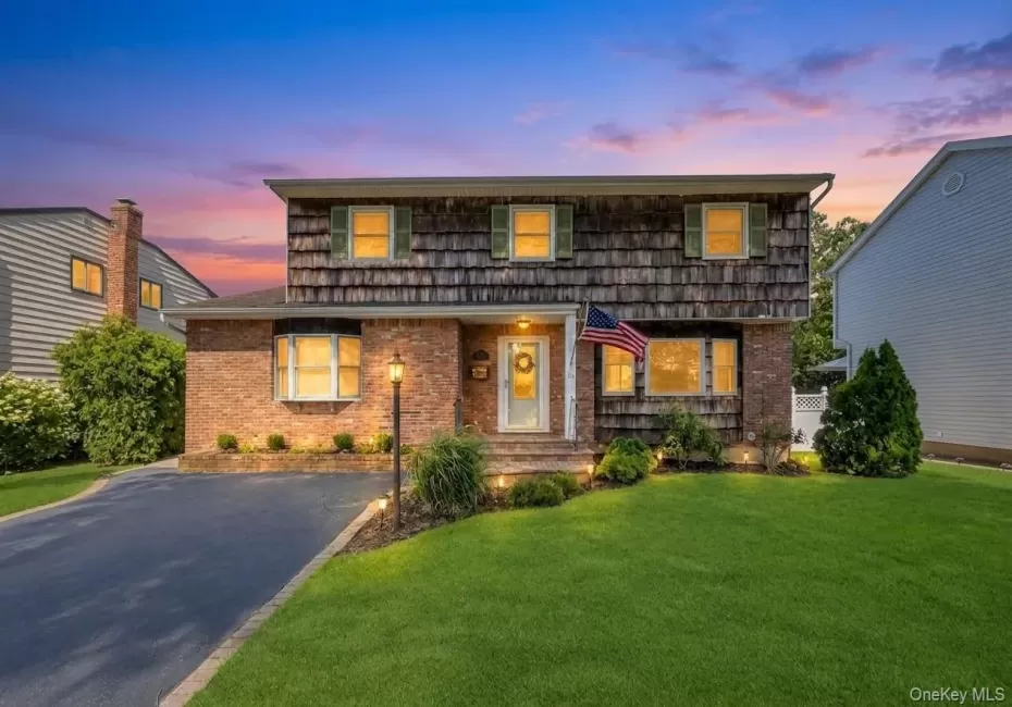 15A Totten Street, Oyster Bay, NY, 4 Bedrooms Bedrooms, 8 Rooms Rooms,2 BathroomsBathrooms,Residential,For Rent,Totten,0,KEY1017392 15A Totten Street, Oyster Bay, NY, 4 Bedrooms Bedrooms, 8 Rooms Rooms,2 BathroomsBathrooms,Residential,For Rent,Totten,0,KEY1017392