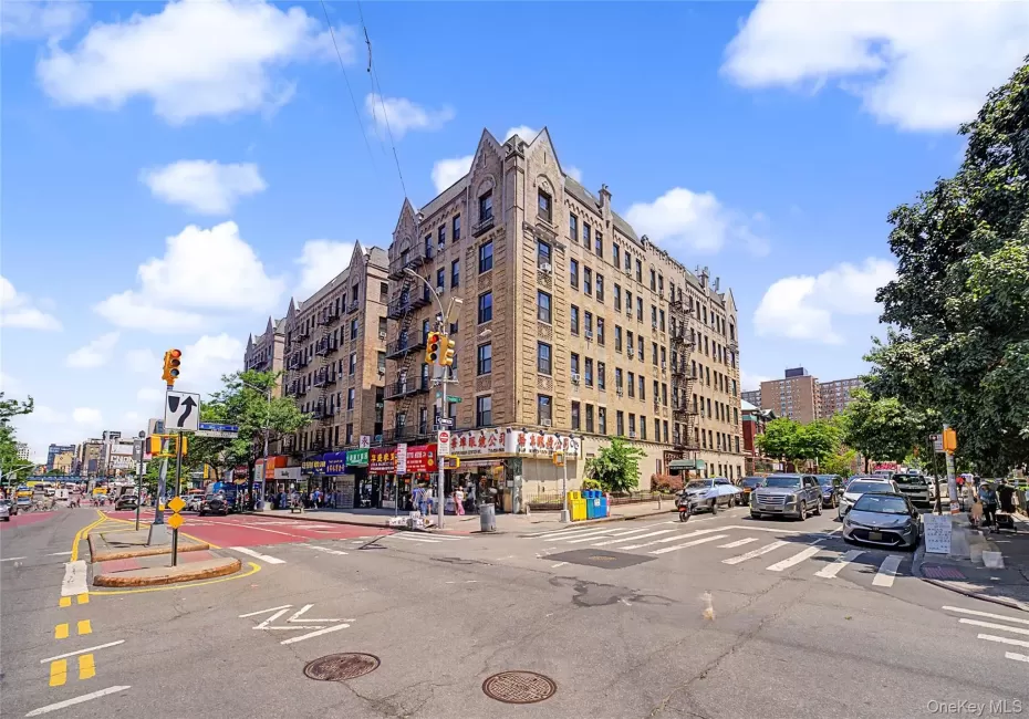 136-05 Sanford Avenue, New York, NY, 1 Bedroom Bedrooms, 3 Rooms Rooms,1 BathroomBathrooms,Residential,For Rent,Sanford,0,KEY1018401 136-05 Sanford Avenue, New York, NY, 1 Bedroom Bedrooms, 3 Rooms Rooms,1 BathroomBathrooms,Residential,For Rent,Sanford,0,KEY1018401