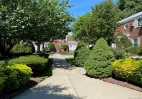 263-33 73rd. Avenue, New York, NY, 1 Bedroom Bedrooms, 3 Rooms Rooms,1 BathroomBathrooms,Residential,For Rent,73rd.,0,1018443 263-33 73rd. Avenue, New York, NY, 1 Bedroom Bedrooms, 3 Rooms Rooms,1 BathroomBathrooms,Residential,For Rent,73rd.,0,1018443