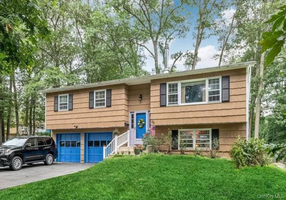 95 Hillside Avenue, Ramapo, NY, 4 Bedrooms Bedrooms, 8 Rooms Rooms,2 BathroomsBathrooms,Residential Lease,For Rent,Hillside,0,KEY1018403 95 Hillside Avenue, Ramapo, NY, 4 Bedrooms Bedrooms, 8 Rooms Rooms,2 BathroomsBathrooms,Residential Lease,For Rent,Hillside,0,KEY1018403