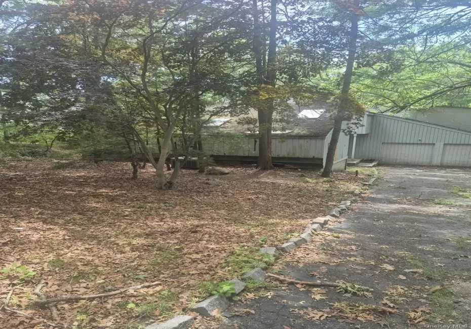 24 Yardley Drive, Huntington, NY, ,Residential,For Rent,Yardley,0,KEY1018433 24 Yardley Drive, Huntington, NY, ,Residential,For Rent,Yardley,0,KEY1018433