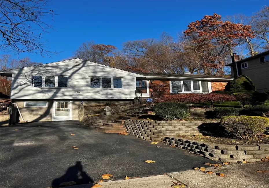 9 Saddler Court, Huntington, NY, 4 Bedrooms Bedrooms, 9 Rooms Rooms,2 BathroomsBathrooms,Residential,For Rent,Saddler,0,KEY1018427 9 Saddler Court, Huntington, NY, 4 Bedrooms Bedrooms, 9 Rooms Rooms,2 BathroomsBathrooms,Residential,For Rent,Saddler,0,KEY1018427