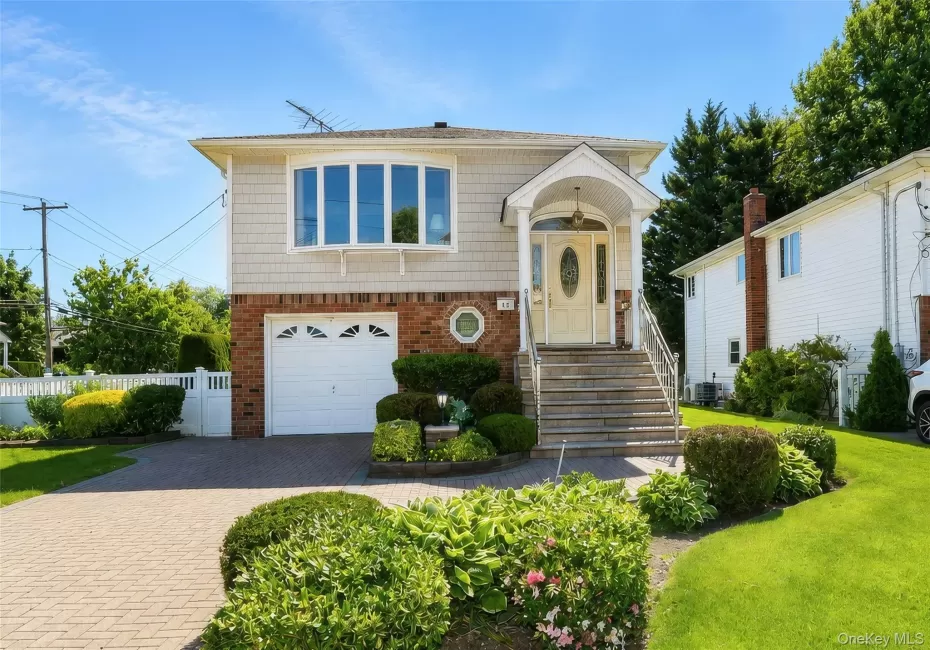 49 Lee Avenue, North Hempstead, NY, 4 Bedrooms Bedrooms, 10 Rooms Rooms,2 BathroomsBathrooms,Residential,For Rent,Lee,0,KEY1018624 49 Lee Avenue, North Hempstead, NY, 4 Bedrooms Bedrooms, 10 Rooms Rooms,2 BathroomsBathrooms,Residential,For Rent,Lee,0,KEY1018624