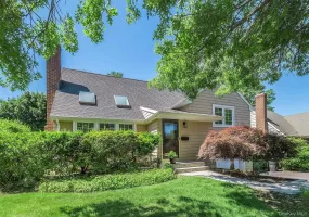 25 Andover Road, North Hempstead, NY, 3 Bedrooms Bedrooms, 7 Rooms Rooms,2 BathroomsBathrooms,Residential,For Rent,Andover,0,KEY1016763 25 Andover Road, North Hempstead, NY, 3 Bedrooms Bedrooms, 7 Rooms Rooms,2 BathroomsBathrooms,Residential,For Rent,Andover,0,KEY1016763