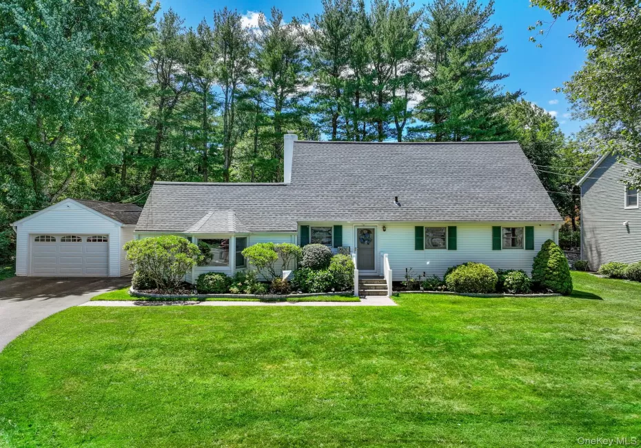 11 Overlook Road, Greenburgh, NY, 5 Bedrooms Bedrooms, 10 Rooms Rooms,3 BathroomsBathrooms,Residential,For Rent,Overlook,0,KEY1008381 11 Overlook Road, Greenburgh, NY, 5 Bedrooms Bedrooms, 10 Rooms Rooms,3 BathroomsBathrooms,Residential,For Rent,Overlook,0,KEY1008381